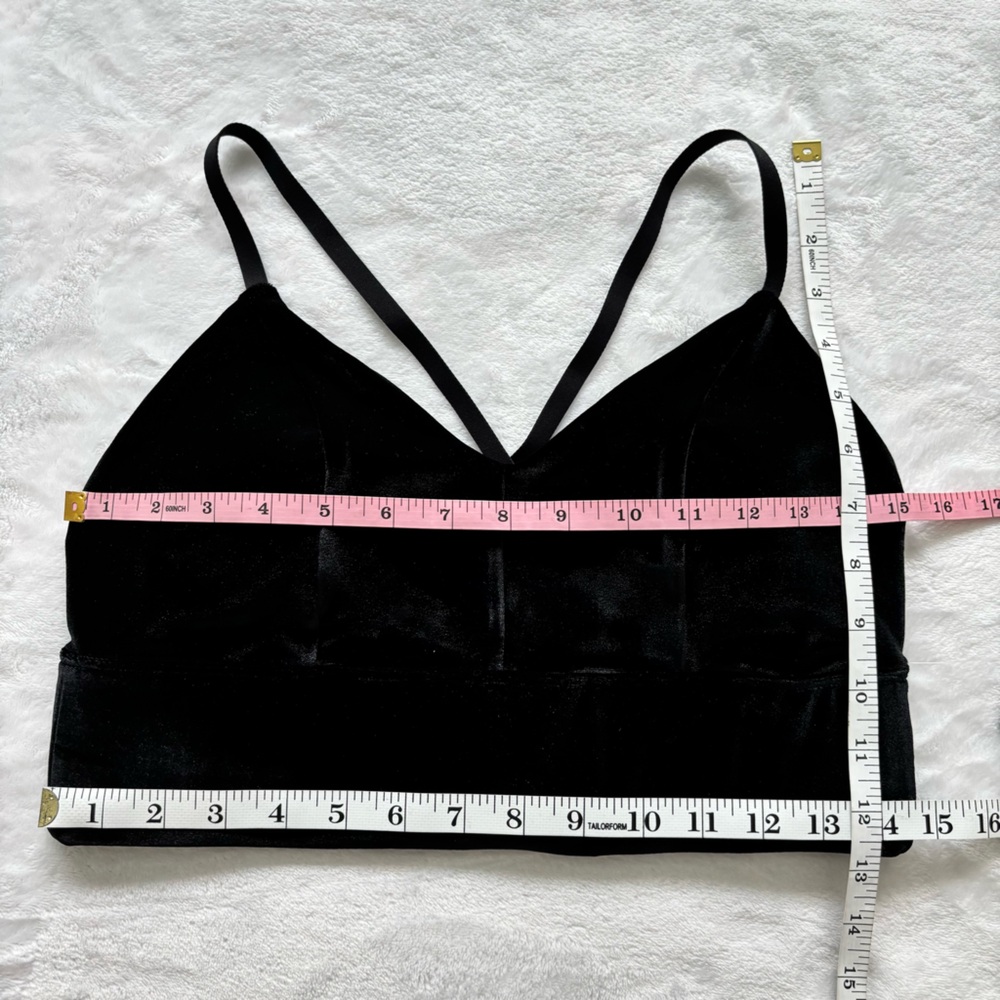 BEYOND YOGA Black Long Line Velvet Motion Bralette--NWT--L - Picture 15 of 16